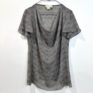 Michael Kors Light Sheer Pattern Short Herringbone Sleeve Tee / Black / S